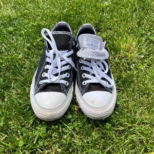 Women’s Low Top Converse with Patterned Fold-Over Tongue